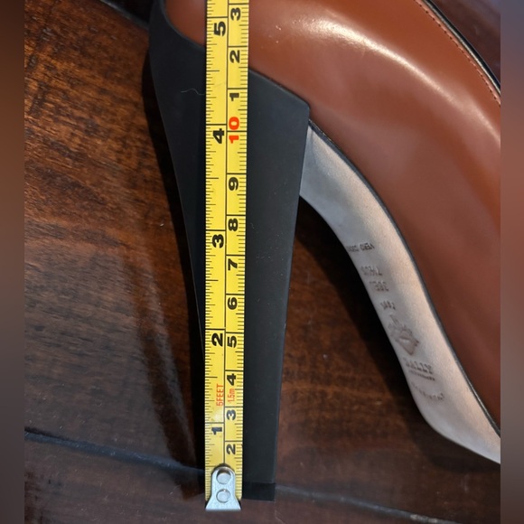 NIB Bally Whiskey Calf Heel Size 7.5 - Picture 7 of 9